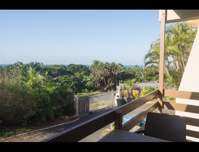 3 BEDROOM TOWNHOUSE FOR SALE IN SCOTTBURGH CENTRAL